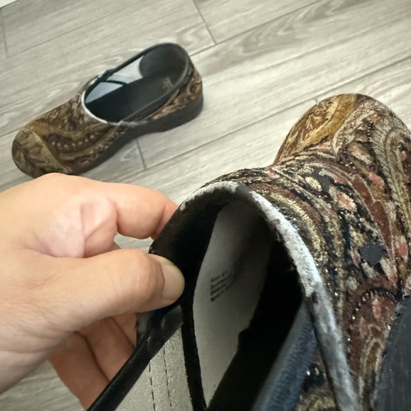 Dansko|Paisley velvet (tapestry style) clogs with embellishment••••Size 10.5-11 - Picture 10 of 16
